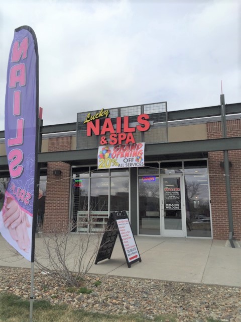 Lucky Nails & Spa nail photo 2